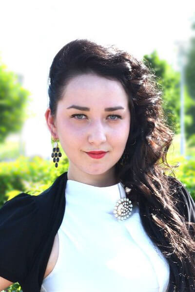 Устюжанцева Д.О.