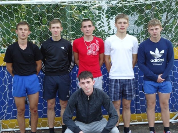 Группа 153 — Чемпионы первенства колледжа по футболу